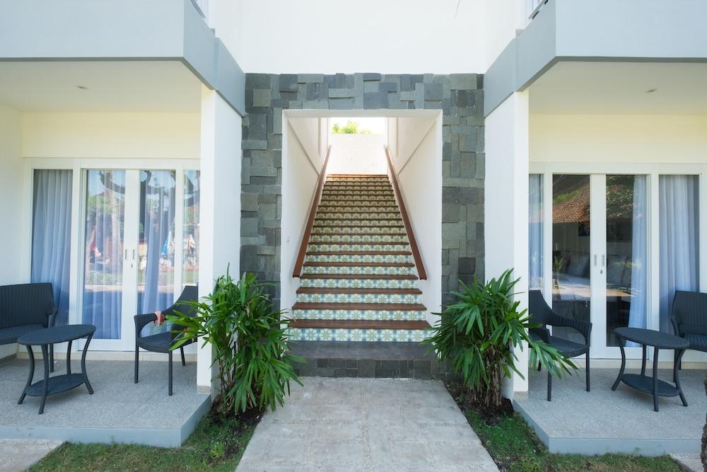 Royal Regantris Villa Karang Gili Air Eksteriør billede